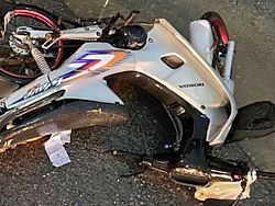 Мотоциклист погиб под колесами грузовика в Таланге